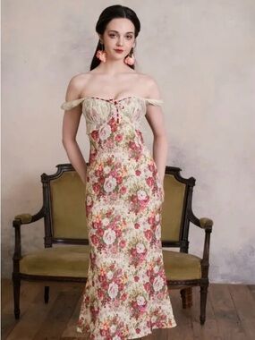 Lumina Venus Floral dress size M